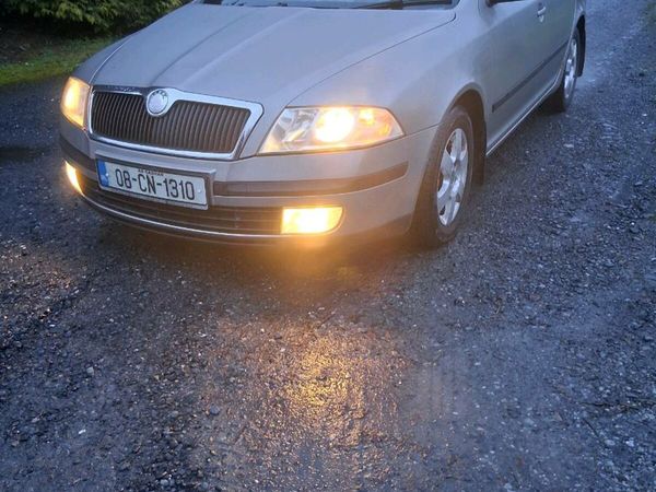 Skoda Octavia Hatchback, Diesel, 2008, Beige