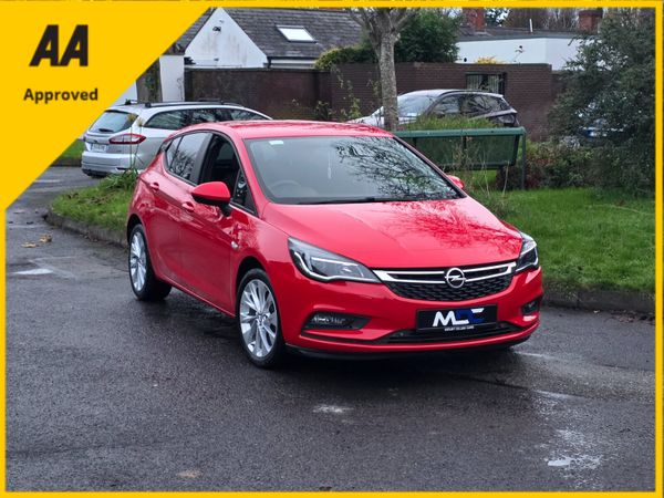 Opel Astra Hatchback, Petrol, 2019, Red