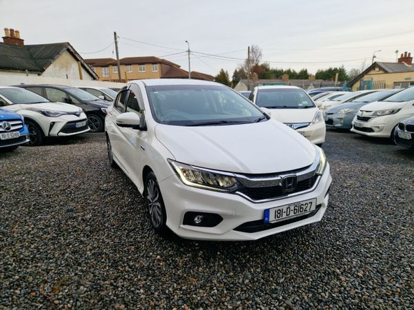 Honda Grace Saloon, Petrol Hybrid, 2018, White