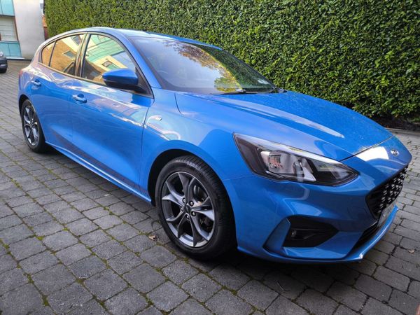 Ford Focus Hatchback, Petrol, 2019, Blue