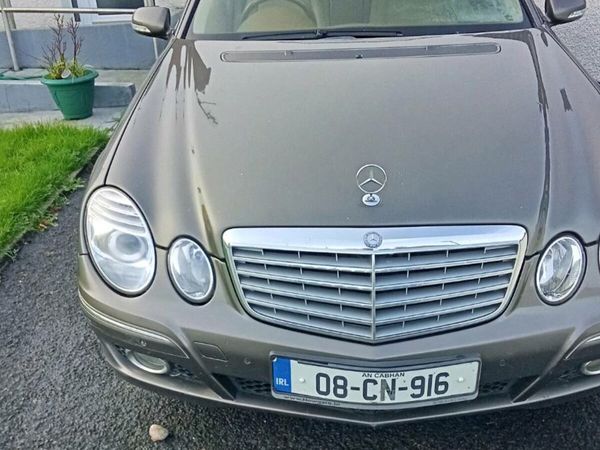 Mercedes-Benz E-Class Saloon, Diesel, 2008, Grey