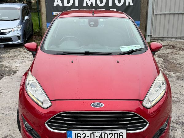 Ford Fiesta Hatchback, Petrol, 2016, Red