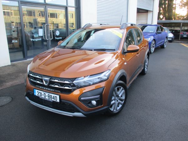 Dacia Sandero Stepway Hatchback, Petrol, 2023, Orange