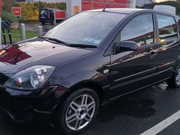 Ford Fiesta Hatchback, Petrol, 2008, Black