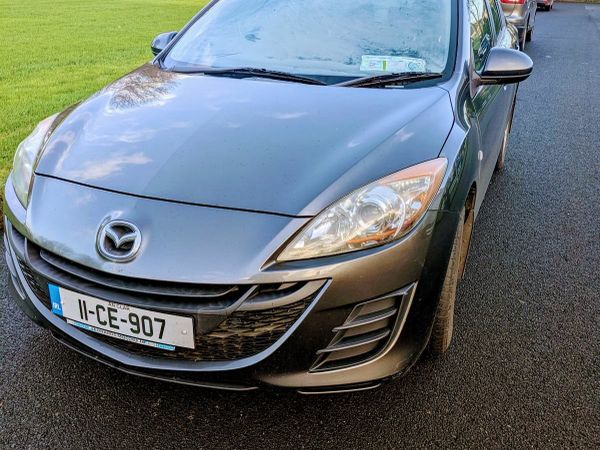 Mazda Mazda3 Saloon, Diesel, 2011, Grey