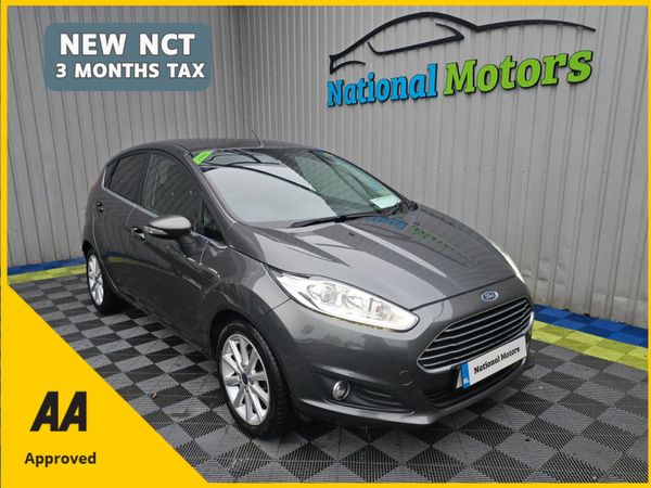 Ford Fiesta Hatchback, Petrol, 2016, Grey