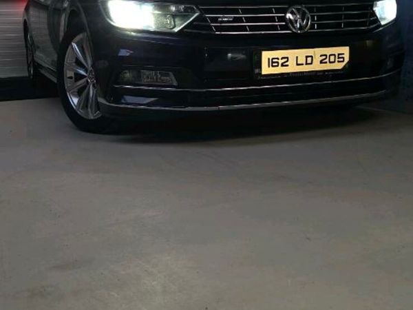 Volkswagen Passat Saloon, Diesel, 2016, Blue