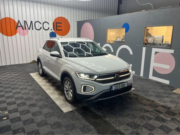 Volkswagen T-Roc SUV, Diesel, 2023, White