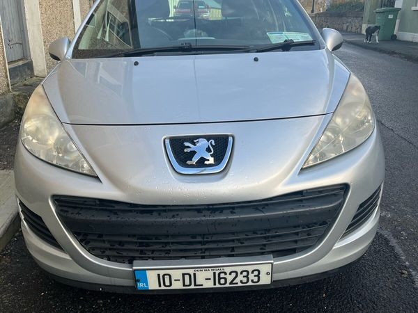 Peugeot 207 Hatchback, Petrol, 2010, Silver