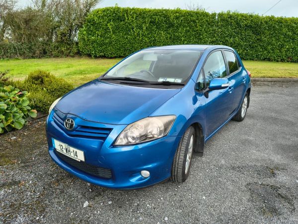 Toyota Auris Hatchback, Diesel, 2012, Blue