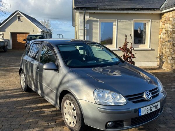 Volkswagen Golf Hatchback, Petrol, 2009, Grey