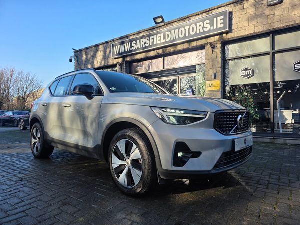 Volvo XC40 SUV, Petrol Hybrid, 2023, Grey