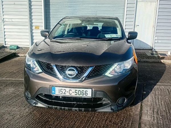 Nissan Qashqai Hatchback, Diesel, 2015, Brown