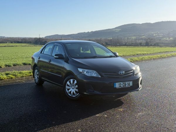 Toyota Corolla Saloon, Diesel, 2012, Black