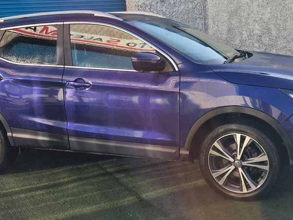 Nissan Qashqai Hatchback, Diesel, 2018, Blue