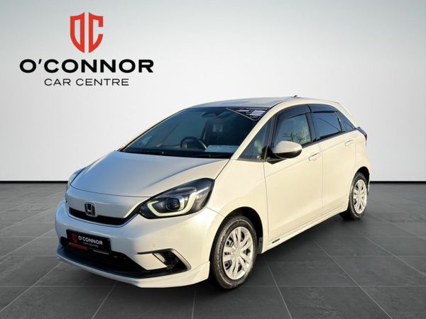 Honda Fit Hatchback, Petrol Hybrid, 2020, White