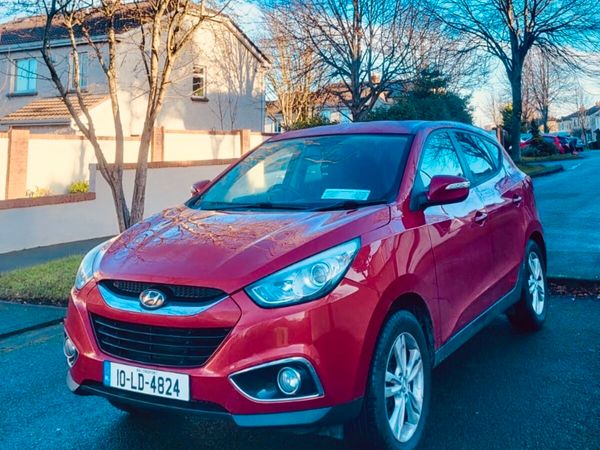 Hyundai ix35 SUV, Petrol, 2010, Red