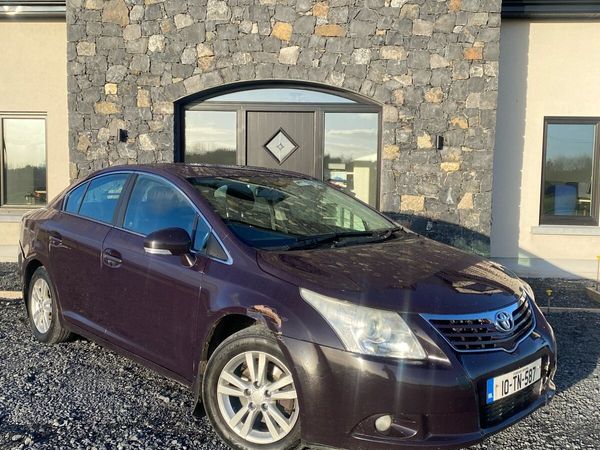Toyota Avensis Saloon, Petrol, 2010, Blue