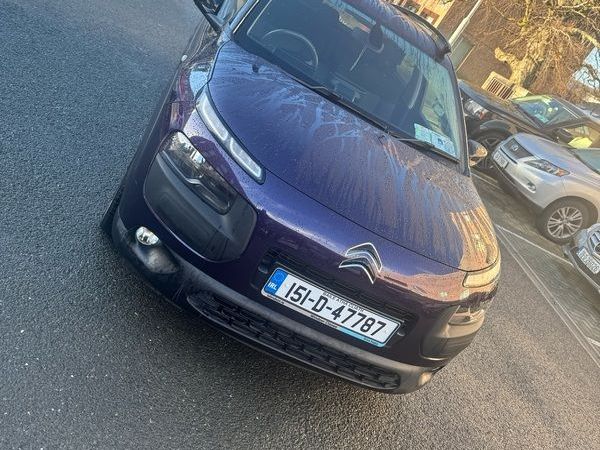 Citroen C4 Cactus Hatchback, Diesel, 2015, Purple
