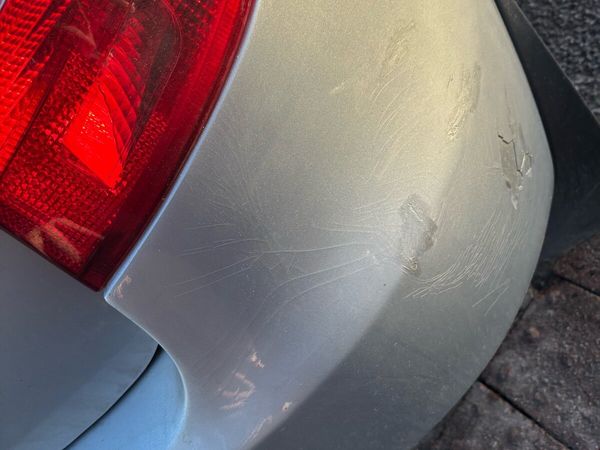 Skoda Fabia Hatchback, Petrol, 2011, Silver