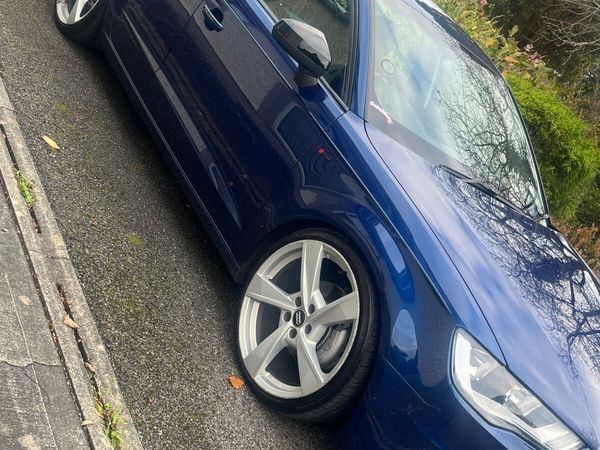 Audi A3 Hatchback, Diesel, 2013, Blue