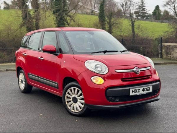 Fiat Punto MPV, Diesel, 2015, Red