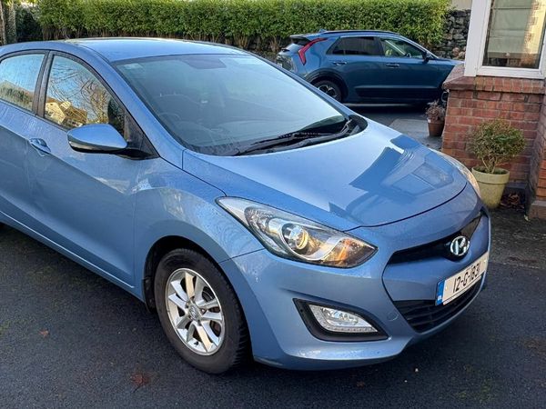 Hyundai i30 MPV, Diesel, 2012, Blue