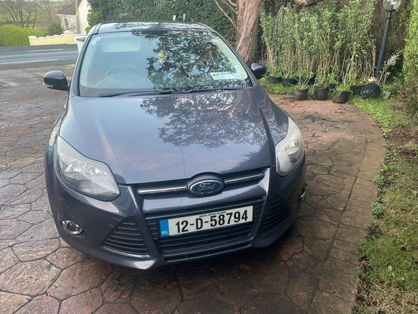 Ford Focus Hatchback, Diesel, 2012, Grey