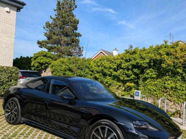 Porsche Taycan Hatchback, Electric, 2021, Black