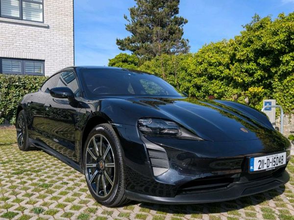 Porsche Taycan Hatchback, Electric, 2021, Black