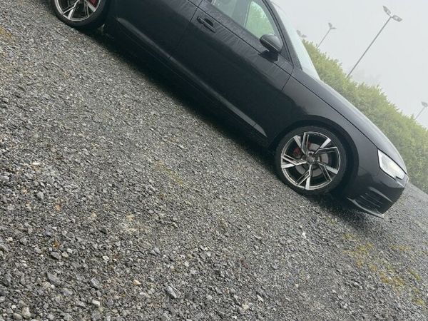 Audi A4 Saloon, Diesel, 2017, Black