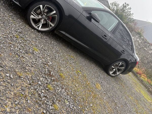 Audi A4 Saloon, Diesel, 2017, Black