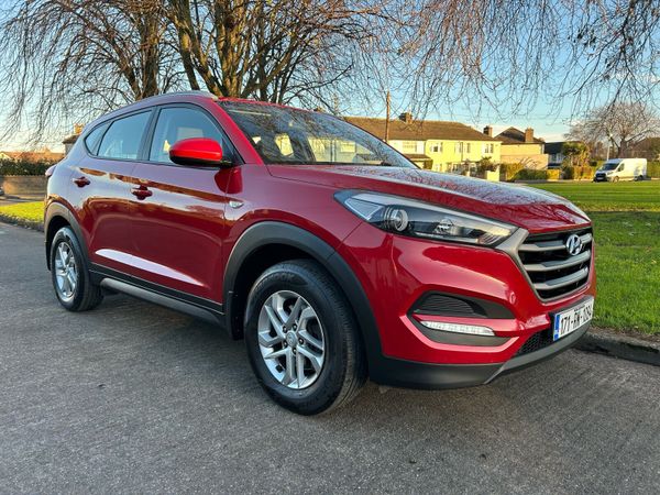 Hyundai Tucson SUV, Diesel, 2017, Red