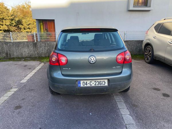 Volkswagen Golf Hatchback, Diesel, 2004, Green