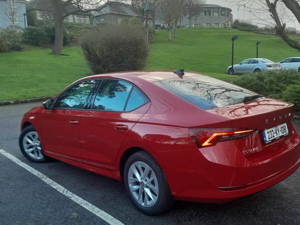 Skoda Octavia Saloon, Petrol Hybrid, 2023, Red