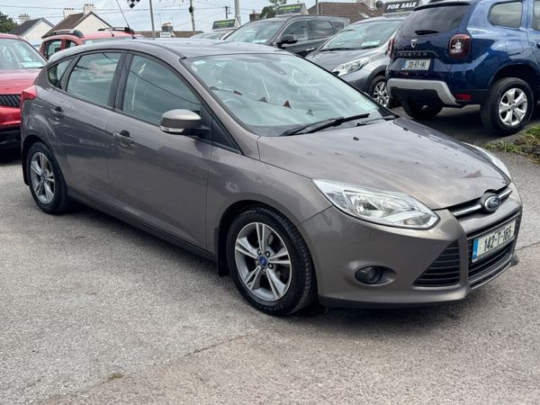 Ford Focus Hatchback, Diesel, 2014, Brown