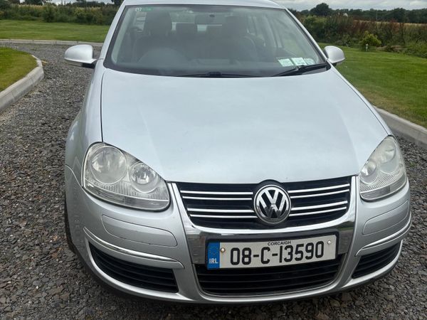 Volkswagen Jetta Saloon, Petrol, 2008, Silver
