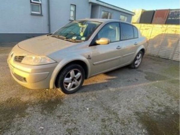 Renault Megane Saloon, Petrol, 2007, Yellow