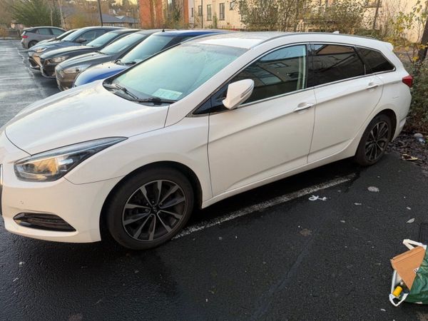 Hyundai i40 Estate, Diesel, 2016, White