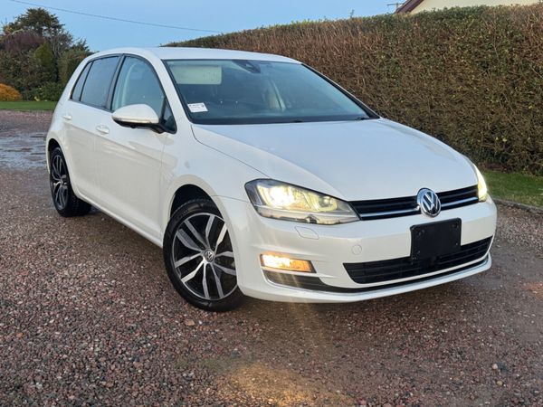 Volkswagen Golf Hatchback, Petrol, 2016, White