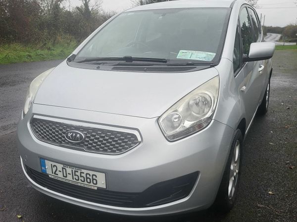 Kia Venga MPV, Diesel, 2012, Silver