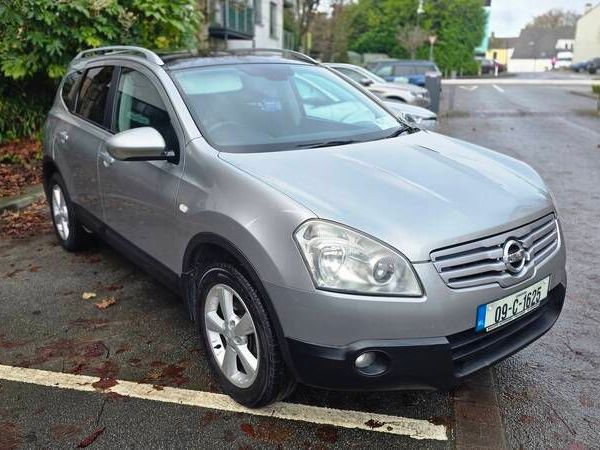 Nissan Qashqai Hatchback, Diesel, 2009, Silver