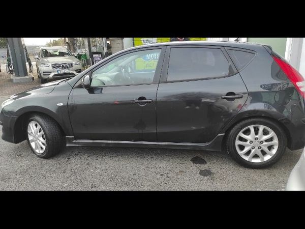Hyundai i30 Hatchback, Diesel, 2010, Black