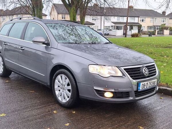 Volkswagen Passat Estate, Petrol, 2008, Grey