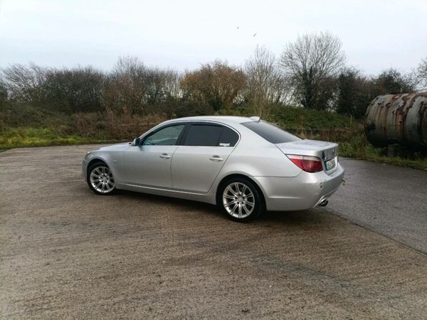 BMW 5-Series Saloon, Diesel, 2009, Silver