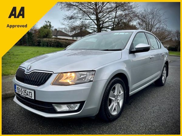 Skoda Octavia Saloon, Diesel, 2015, Silver
