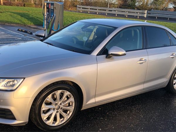 Audi A4 Saloon, Diesel, 2017, Silver
