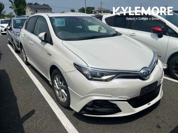 Toyota Auris Hatchback, Petrol Hybrid, 2017, White