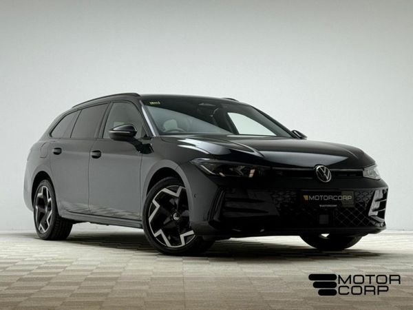 Volkswagen Passat Estate, Petrol Plug-in Hybrid, 2025, Black