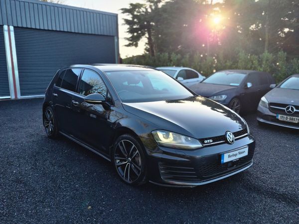 Volkswagen Golf Hatchback, Diesel, 2016, Grey